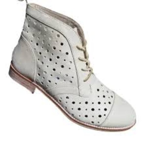 CAT Footwear Mint Janel Leather Ankle Boot - Picture 1 of 6